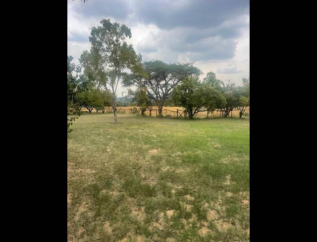 LAND FOR SALE IN CHARTWELL A.H.